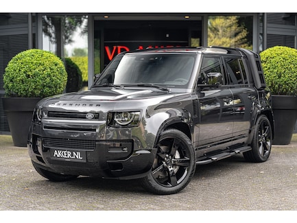 Land Rover Defender 0