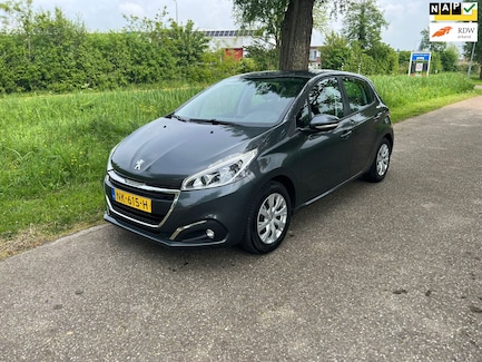 Peugeot 208 0