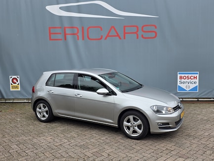 Volkswagen Golf 0