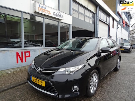 Toyota Auris 0