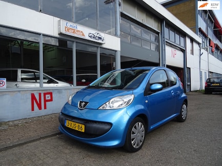 Peugeot 107 0