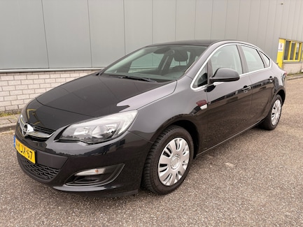 Opel Astra 0