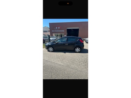 Ford Fiesta 0