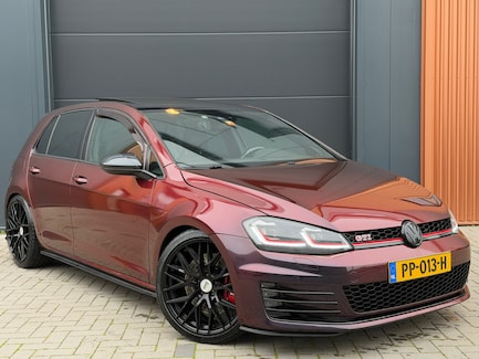 Volkswagen Golf 0