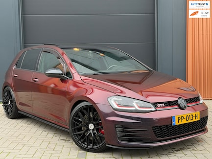 Volkswagen Golf 0
