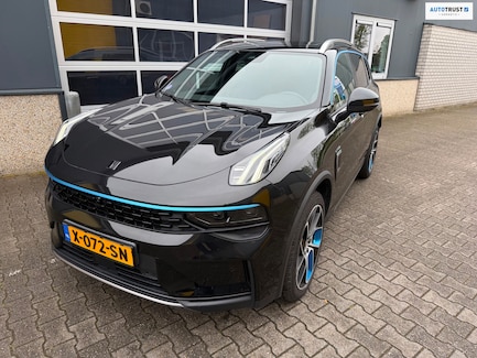 Lynk & Co 01 0