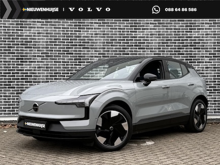 Volvo EX30 0