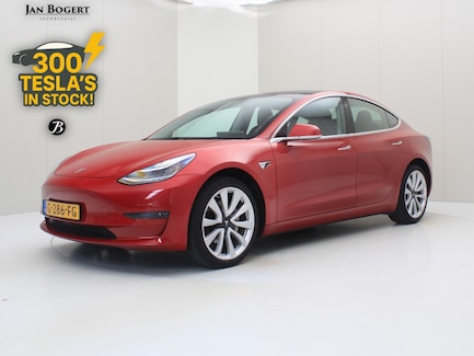 Tesla Model 3 0