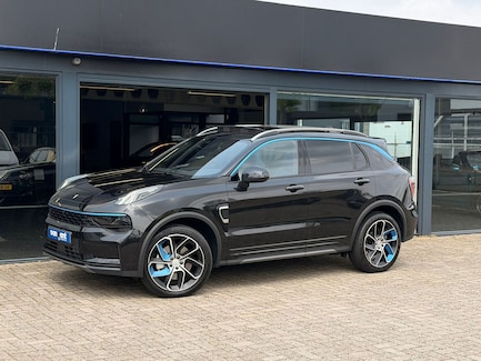 Lynk & Co 01 0