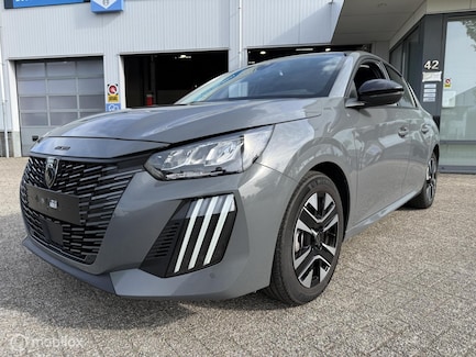 Peugeot 208 0