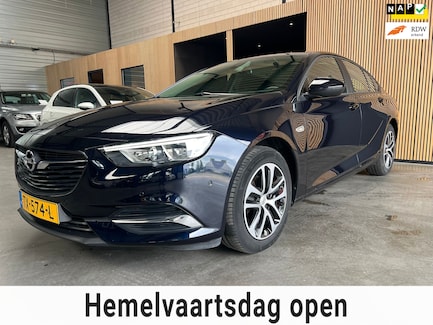 Opel Insignia 0