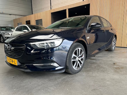 Opel Insignia 0