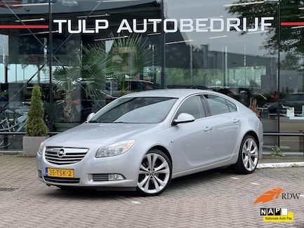Opel Insignia 0