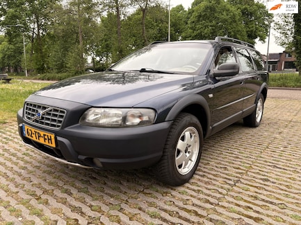 Volvo V70 Cross Country 0