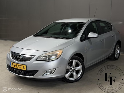 Opel Astra 0