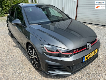 Volkswagen Golf 0