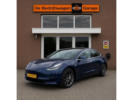 Tesla Model 3 0
