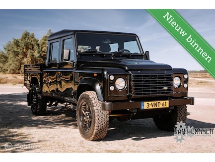 Land Rover Defender 0
