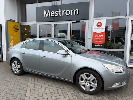 Opel Insignia 0