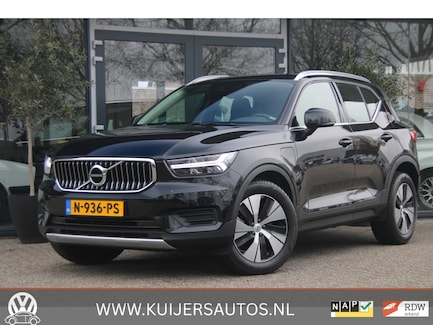 Volvo XC40 0