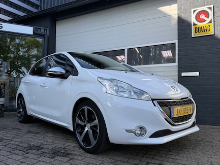 Peugeot 208 0