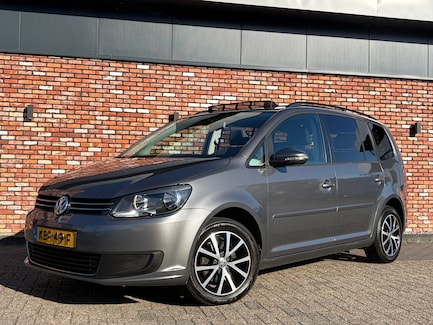 Volkswagen Touran 0