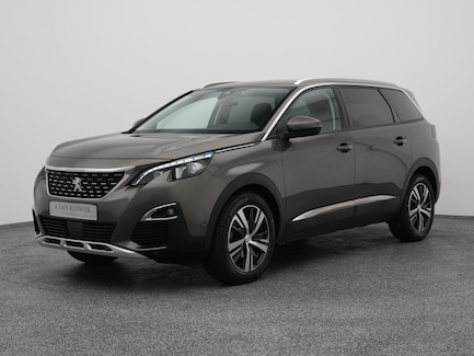 Peugeot 5008 0