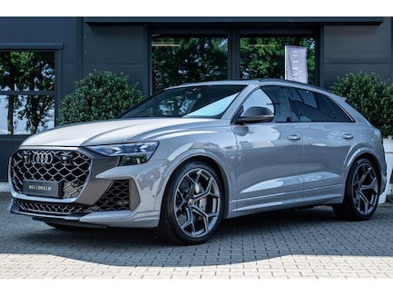 Audi RS Q8 0
