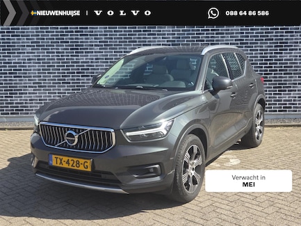 Volvo XC40 0