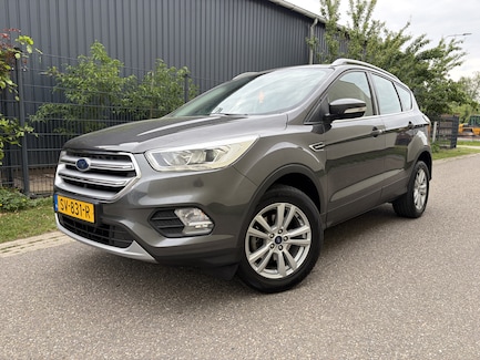 Ford Kuga 0