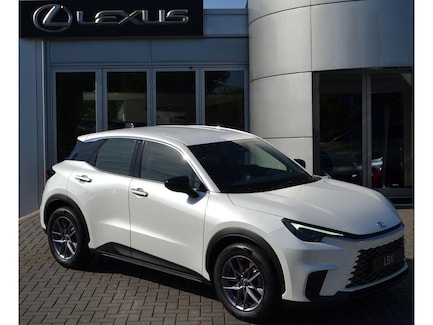 Lexus LBX 0