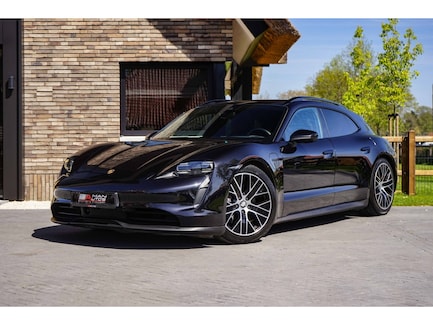 Porsche Taycan Sport Turismo 0