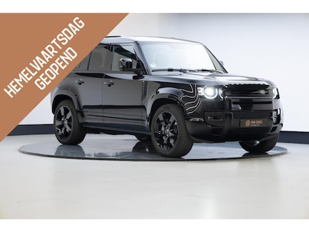 Land Rover Defender 0