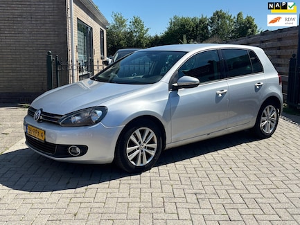 Volkswagen Golf 0