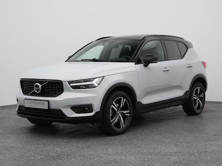 Volvo XC40 0
