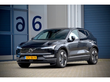 Volvo EX30 0