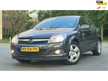 Opel Astra 0
