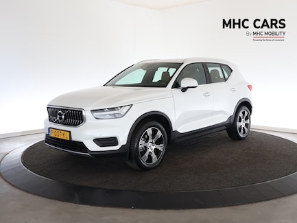 Volvo XC40 0