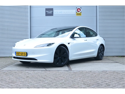 Tesla Model 3 0