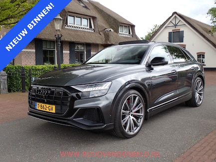 Audi Q8 0