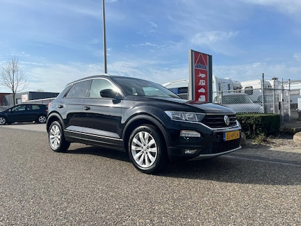 Volkswagen T-Roc 0