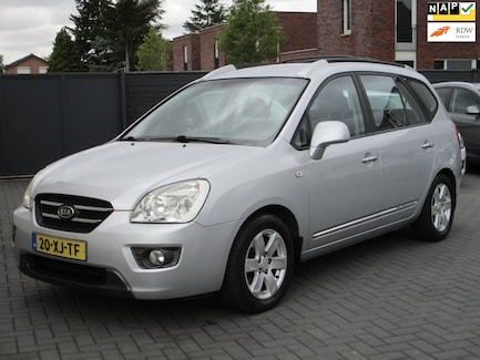 Kia Carens 0