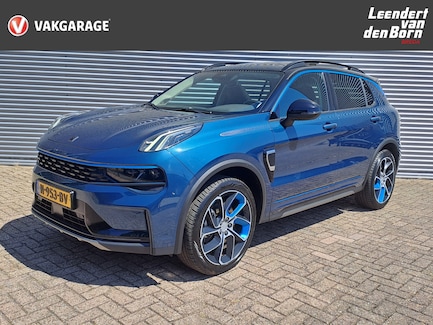 Lynk & Co 01 0