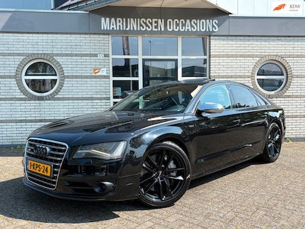 Audi S8 0