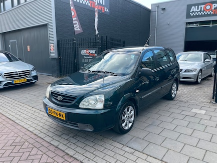 Kia Carens 0