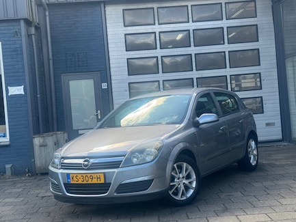 Opel Astra 0