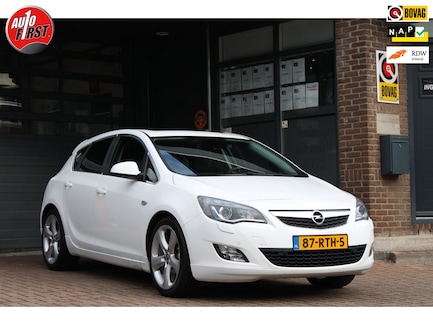 Opel Astra 0