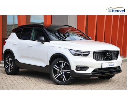 Volvo XC40 0
