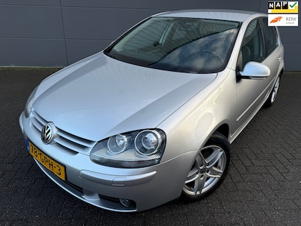 Volkswagen Golf 0
