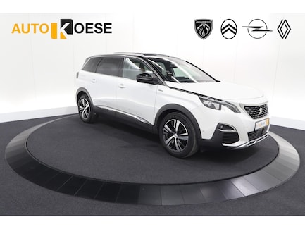Peugeot 5008 0